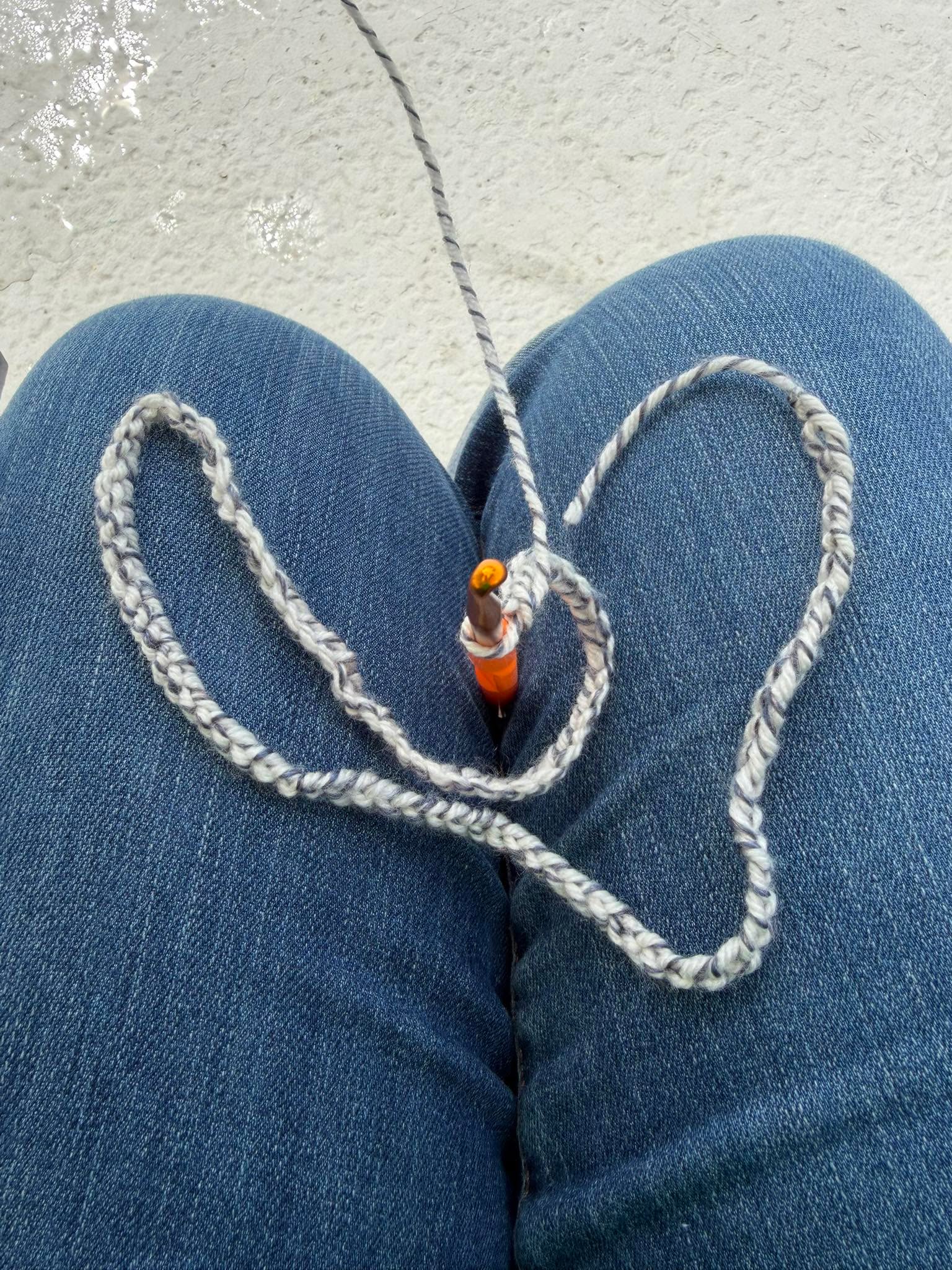 I did I it! I chained 100 wth only a few mistakes! Don’t ask me how I hold my yarn because even I don’t understand what my brain wants from me with it, lol.